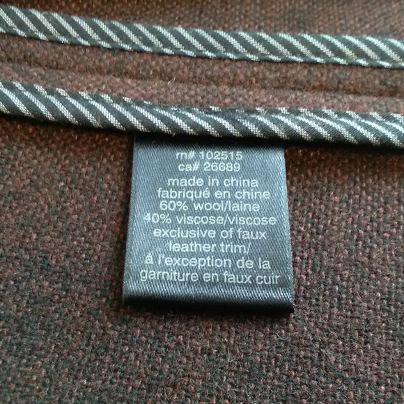 John Varvatos Star USA Burgundy/Black Sports Coat. - Picture 8 of 8